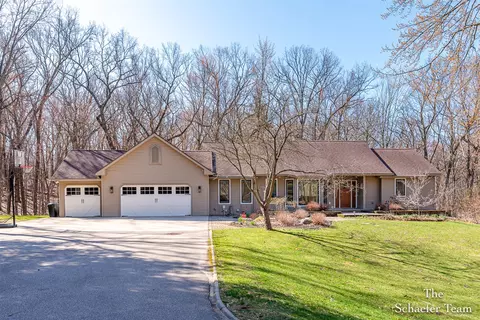 6910 4 Mile, Ada, MI 49301