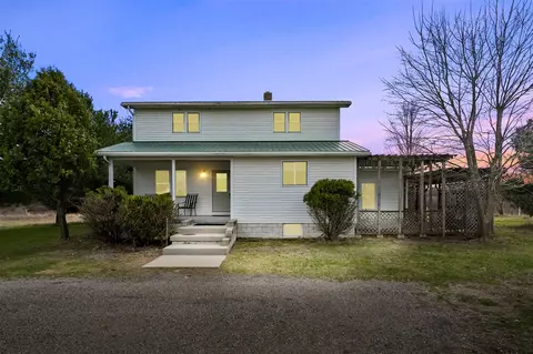 19610 41st, Bloomingdale, MI 49026