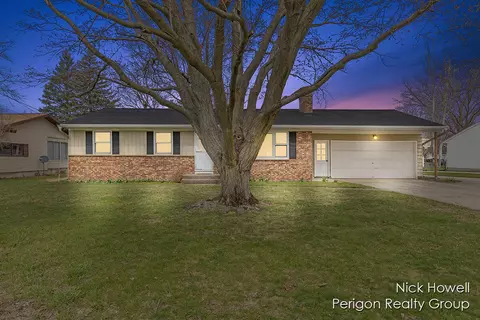 675 72nd, Grand Rapids, MI 49548