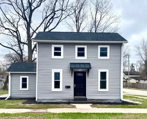36 W South, Hartford, MI 49057