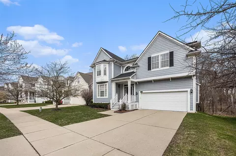 43024 Emerson, Novi, MI 48377