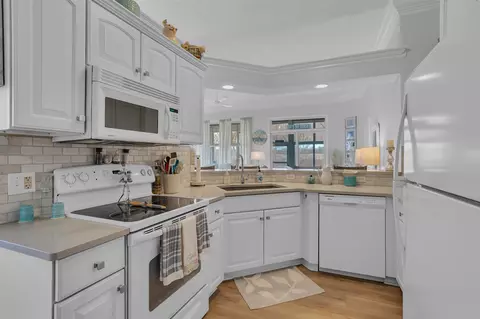 Kitchen - 442 Constitution, Brooklyn, MI 49230 photo 1 of 6