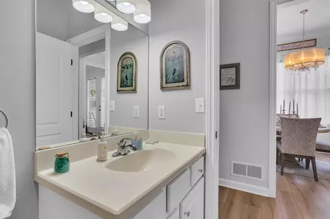 Entry Way - 442 Constitution, Brooklyn, MI 49230 photo 4 of 5