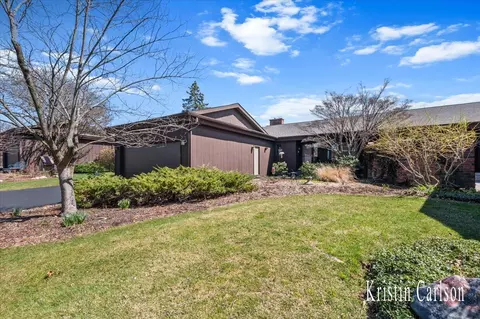 5970 Parview #34, Grand Rapids, MI 49546