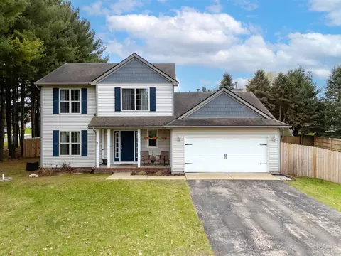 7327 Texas Hts, Kalamazoo, MI 49009