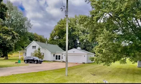 10491 Newcosta, Paris, MI 49338