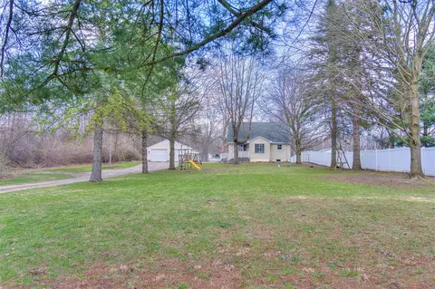 Exterior - 6535 Rives Jct, Jackson, MI 49201 photo 11 of 12