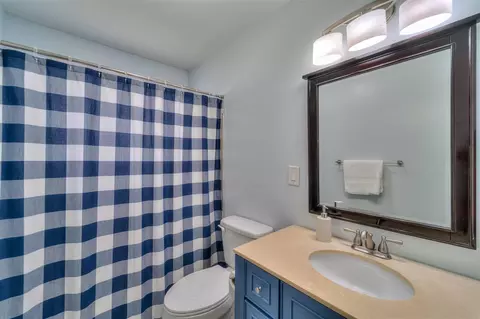 Bath - 6535 Rives Jct, Jackson, MI 49201 photo 1 of 2
