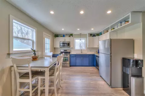 Kitchen - 6535 Rives Jct, Jackson, MI 49201 photo 1 of 2