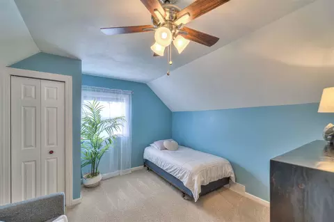 Bedroom - 6535 Rives Jct, Jackson, MI 49201 photo 5 of 6