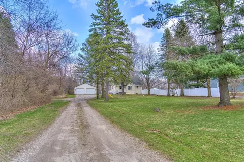 Exterior - 6535 Rives Jct, Jackson, MI 49201 photo 10 of 12