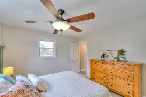 Bedroom - 6535 Rives Jct, Jackson, MI 49201 photo 2 of 6