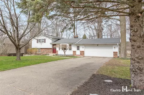 2253 Timberwood, Kentwood, MI 49508