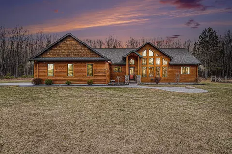 1750 Maywood, Houghton Lake, MI 48629