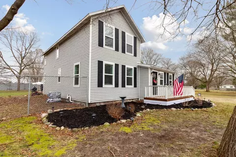 504 W Pere Marquette, Big Rapids, MI 49307
