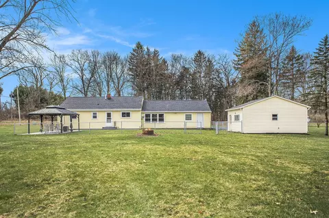 2350 Hatch, Jackson, MI 49201 photo 22