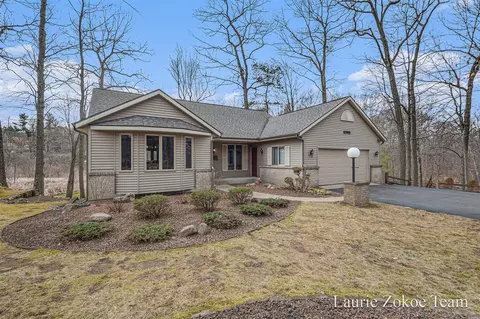 10915 Tefft, Rockford, MI 49341