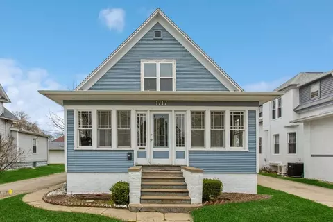 1717 S State, Saint Joseph, MI 49085