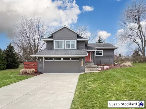 677 Rookway, Ada, MI 49301