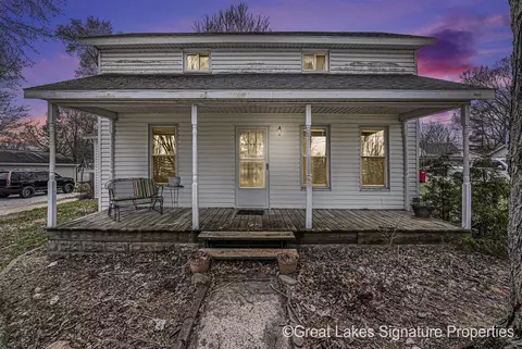 312 Quarterline, Newaygo, MI 49337