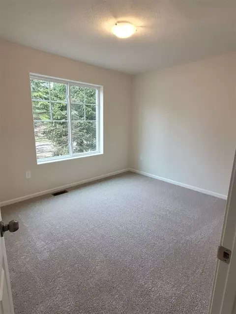 122 E Clark, Grant, MI 49327 photo 11