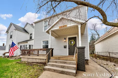 1240 Rennslaer, Grand Rapids, MI 49504