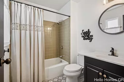 7269 Thorncrest, Ada, MI 49301 photo 23