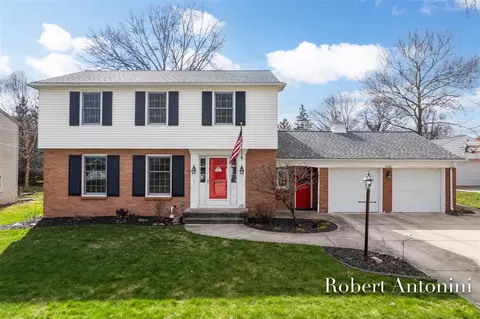 2145 Chesaning, Grand Rapids, MI 49506