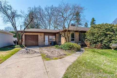 2108 7th, Grand Rapids, MI 49504