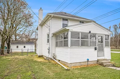 Exterior - 161 Hollis, Jackson, MI 49203 photo 1 of 5