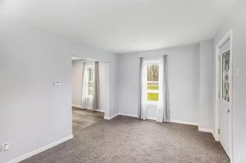 Living - 161 Hollis, Jackson, MI 49203 photo 1 of 1