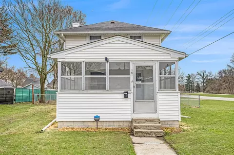 Exterior - 161 Hollis, Jackson, MI 49203 photo 4 of 5