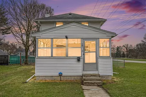 161 Hollis, Jackson, MI 49203