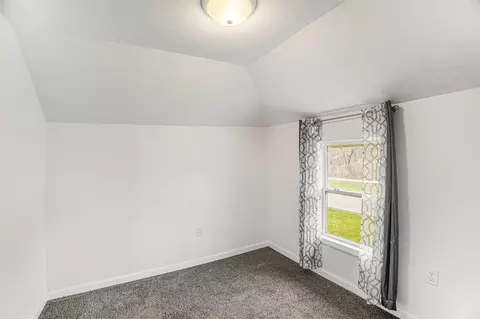 Bedroom - 161 Hollis, Jackson, MI 49203 photo 2 of 2