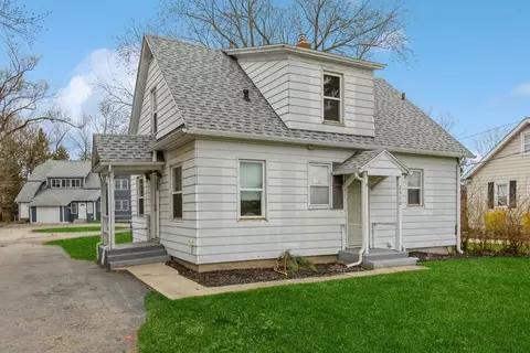 2508 Lakeshore, Saint Joseph, MI 49085