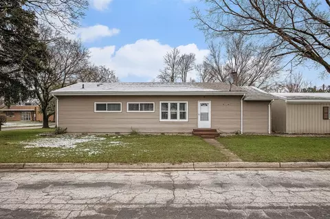 Exterior - 903 Maple, Three Rivers, MI 49093 photo 1 of 3