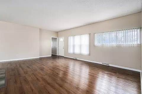 Living - 903 Maple, Three Rivers, MI 49093 photo 1 of 2