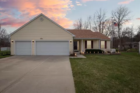 385 Saddlevalley, Linden, MI 48451