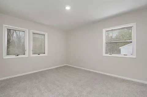 111 Collindale, Walker, MI 49534 photo 13