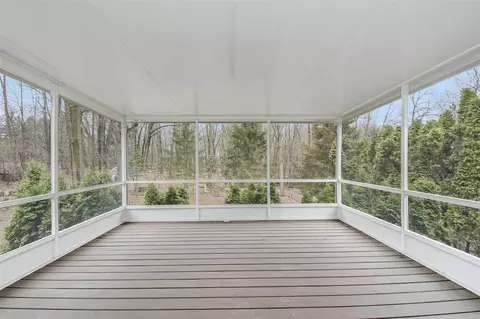 111 Collindale, Walker, MI 49534 photo 24