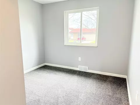 Bedroom - 29212 E Nottingham, Warren, MI 48092 photo 1 of 3