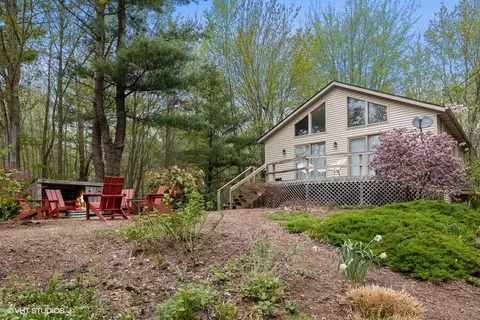 6475 Old Allegan, Saugatuck, MI 49453