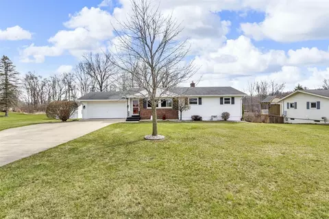 2145 Noon, Jackson, MI 49201