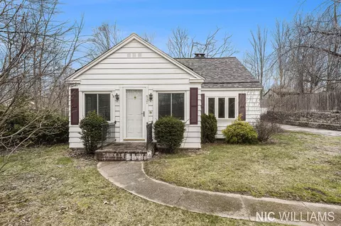 937 4 Mile, Grand Rapids, MI 49525