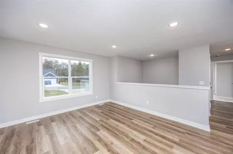 Living - 20645 Rolling Hls, Big Rapids, MI 49307 photo 2 of 3
