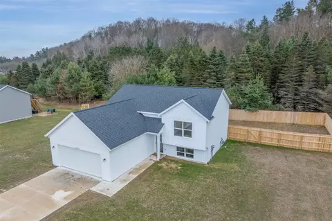 20645 Rolling Hls, Big Rapids, MI 49307