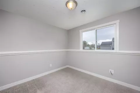 Bedroom - 20645 Rolling Hls, Big Rapids, MI 49307 photo 3 of 6