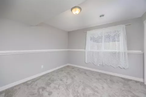 Bedroom - 20645 Rolling Hls, Big Rapids, MI 49307 photo 5 of 6
