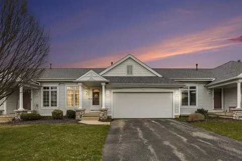 285 Shoreside N, Grand Rapids, MI 49548