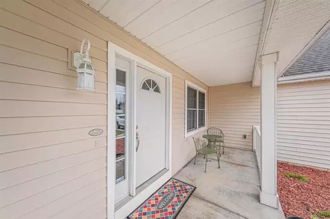 829 Tanglewood, Jackson, MI 49203 photo 4